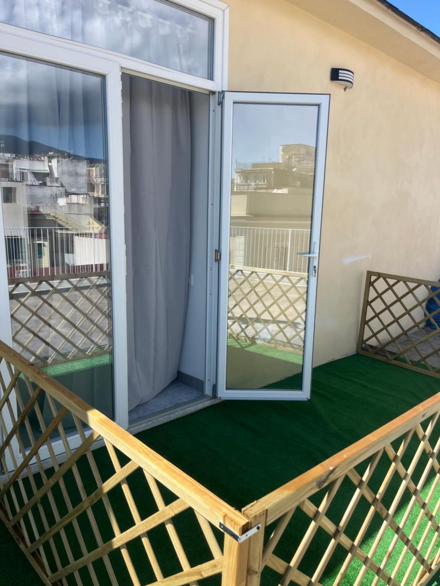 Charme Room&Relax Torre del Greco Bagian luar foto